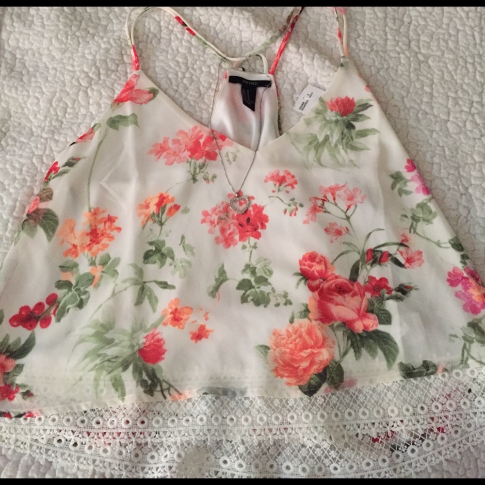 Ivory/orange top 🌸🌹🌺