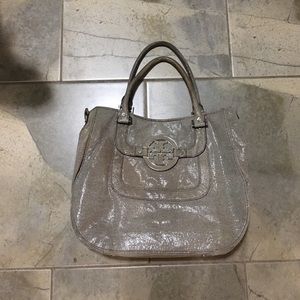 SALE!!! Tory Burch Amanda Tote