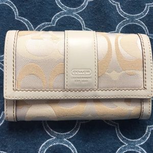 Coach wallet