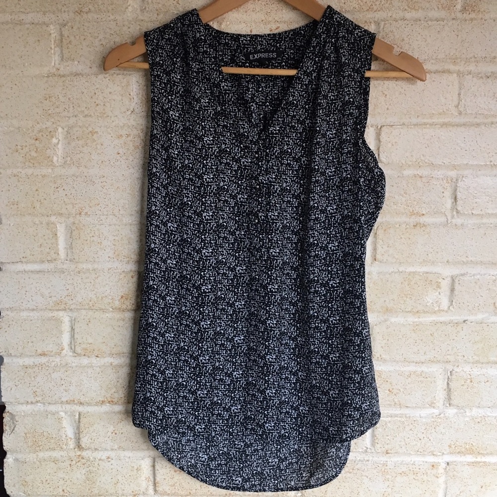Express sleeveless top