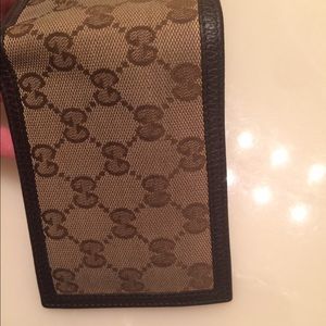 Gucci wallet (new)