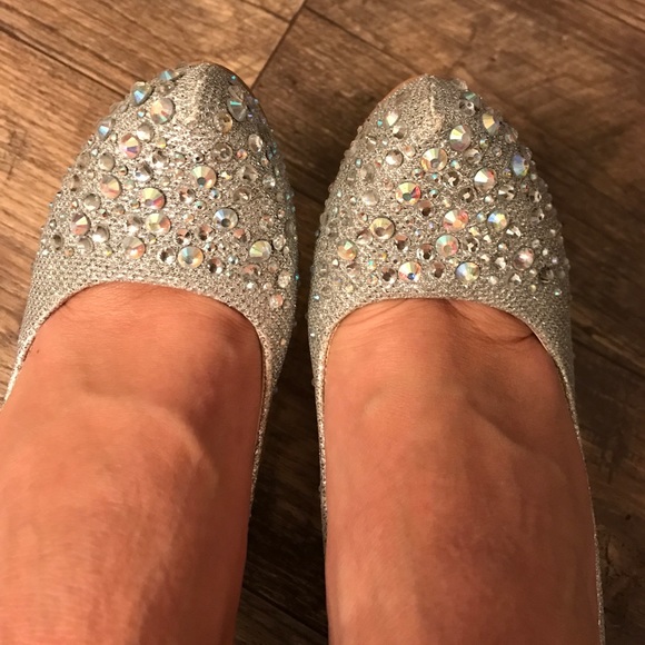 Heels - Picture 3 of 4