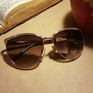 Laundry Sun Glasses