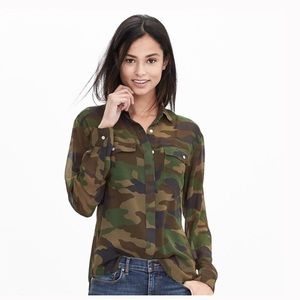 Banana Republic Dillion Fit Camouflage Top XS