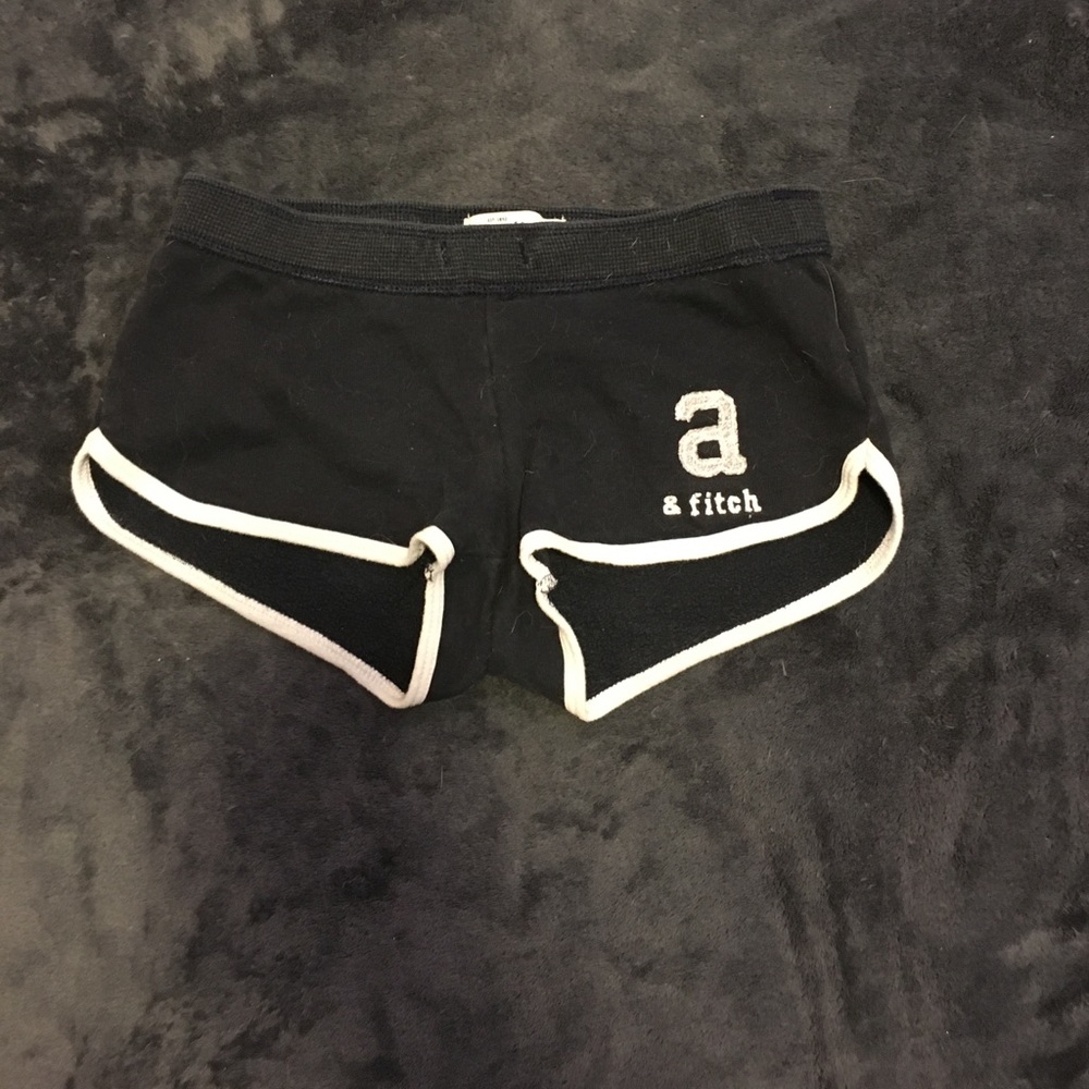 DONATING SOON Abercrombie kids navy blue shorts