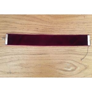 Forever 21 Maroon Velvet Choker