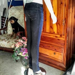 Two-Tone Aeropostle Bayla Skinny Jeans!
