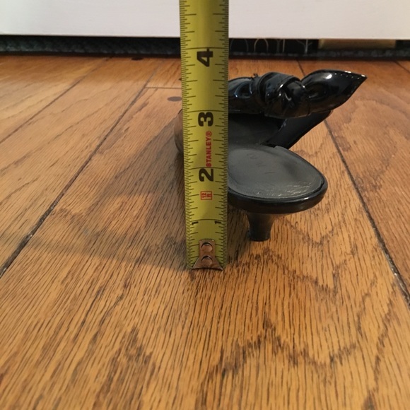 Kelly & Katie Piper Pumps - Picture 6 of 6