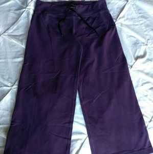 Lululemon Yoga capris - Size 4
