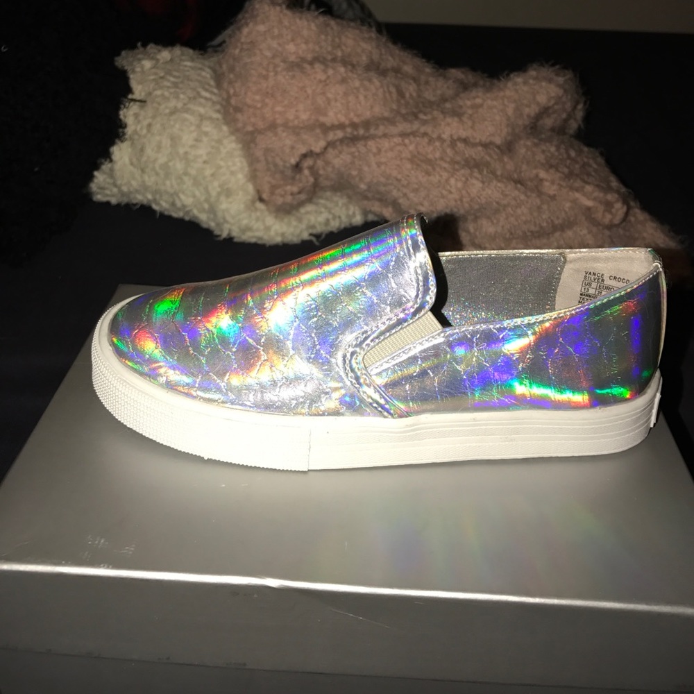 Kids slip ons