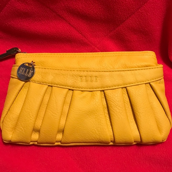 Elle Yellow Clutch - Picture 1 of 8