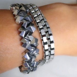 Luv AJ Silver Elastic Bracelet - NWOT