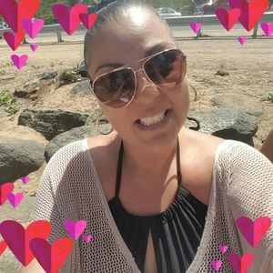 Meet your Posher, Monica