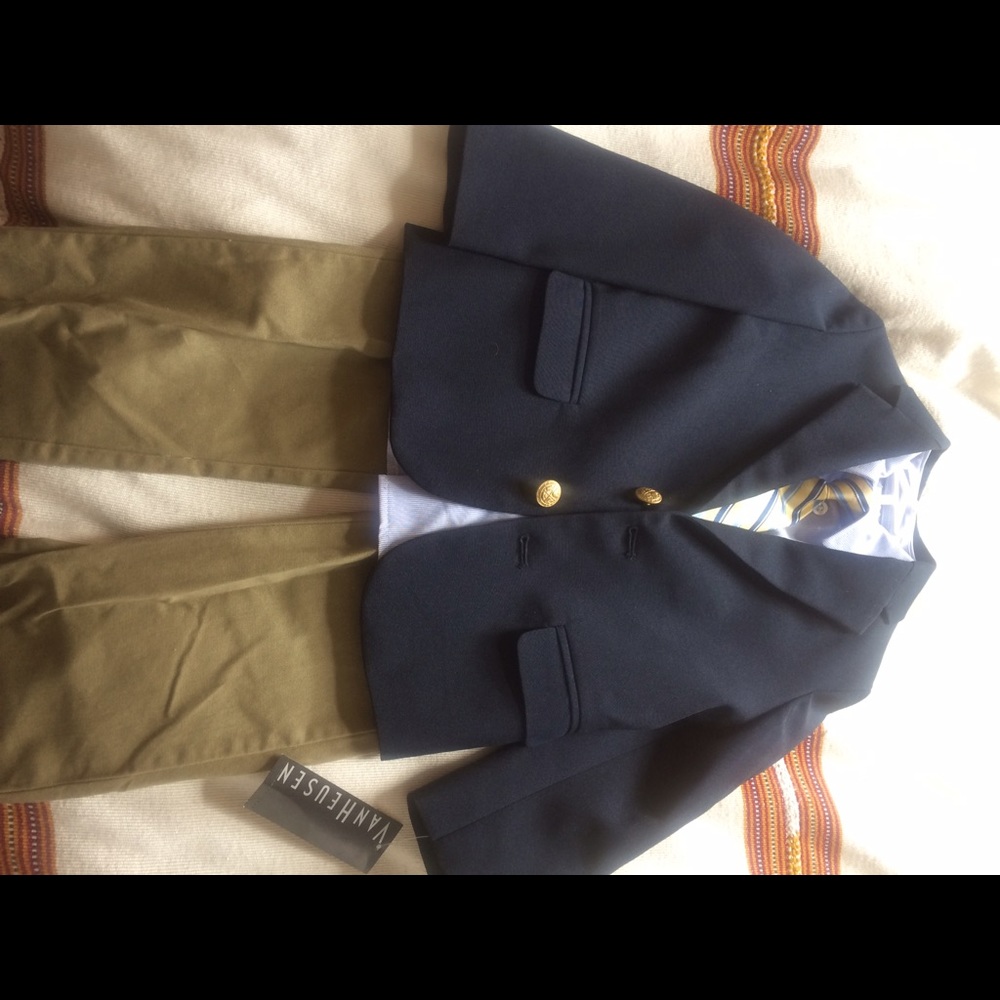 Dressy blazer suit set, boys size 4t, nwt