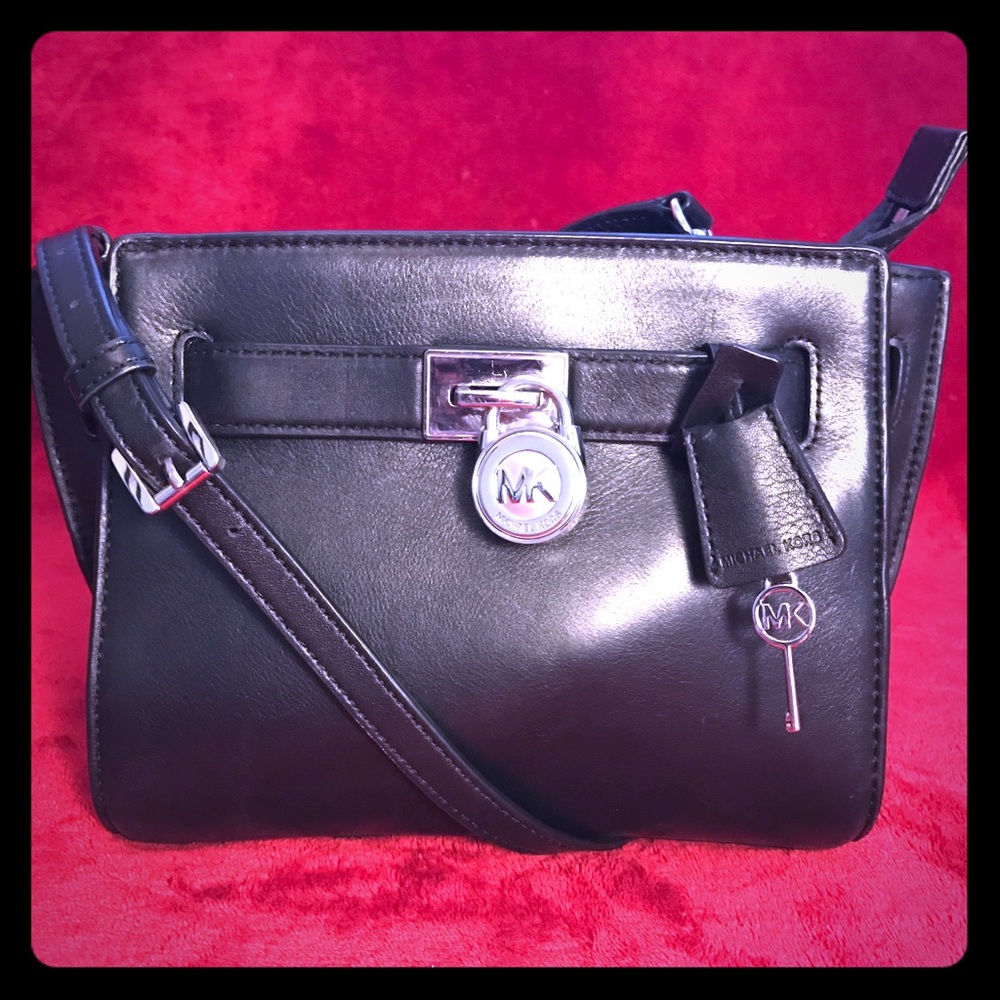 Michael Kors Hamilton Traveler Crossbody