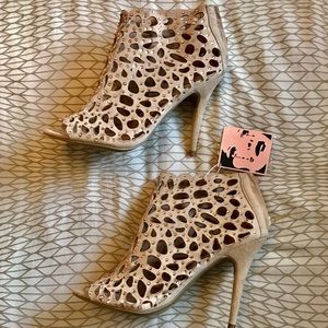 Zigi Soho Suede Cut Out Rhinestoned Bootie!