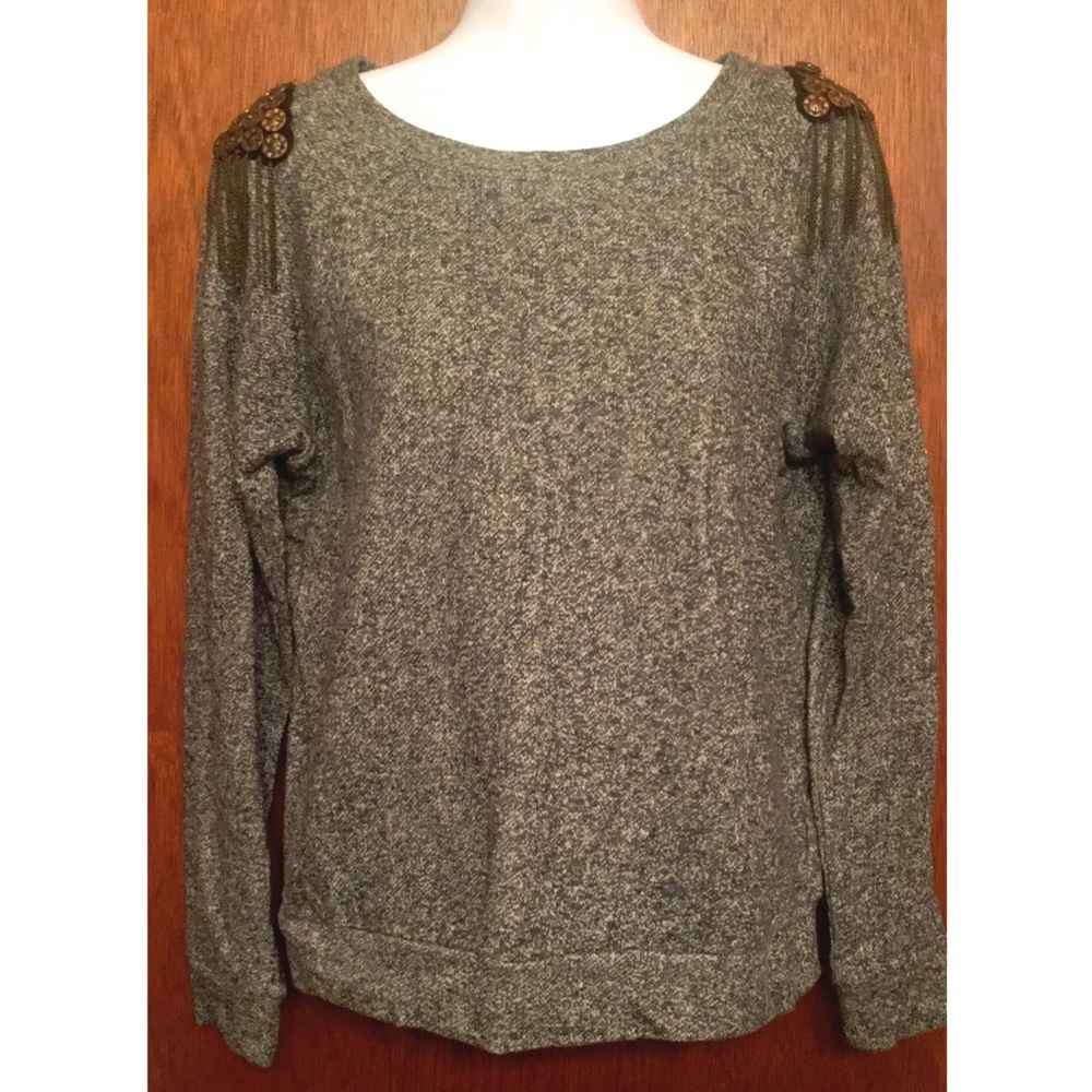 ❌SOLD❌Chic grey embellished statement sweater