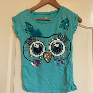 Justice t-shirt. Girls size 10