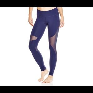 ALO Yoga Coast Leggings in Navy