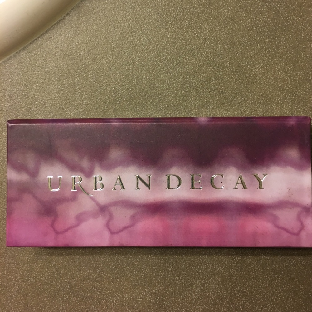 NWOT Mini Urban Decay eyeshadow quad