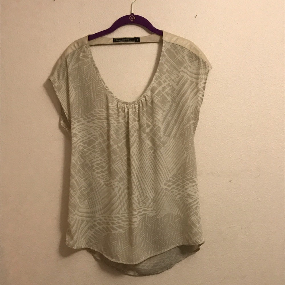 Ivory top w/ faux leather detail