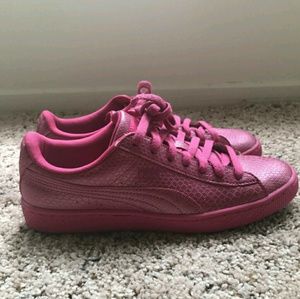 Puma Basket Classic in Fuschia Purple