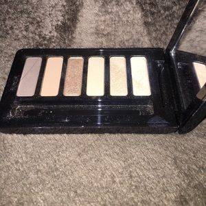 Mac eyeshadow palette