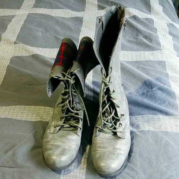 Grey zippup/laceup boots - Picture 2 of 4