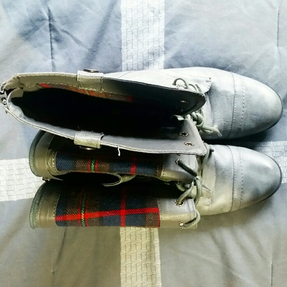 Grey zippup/laceup boots - Picture 3 of 4