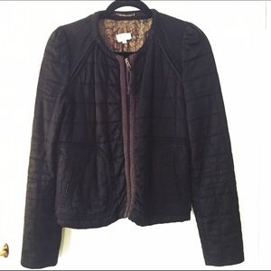 Aritzia Wilfred Black Quilted Crop Jacket - Size 4