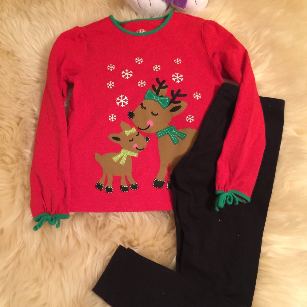 ❤️JK reindeer shirt size 5 black Leggins size 6
