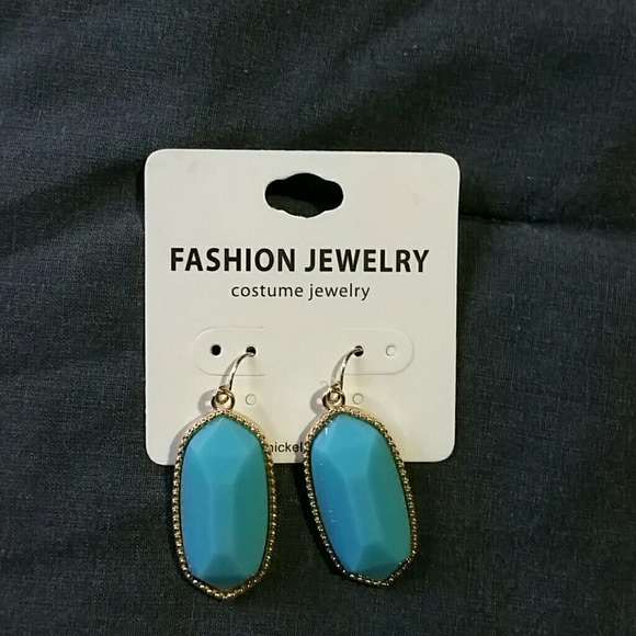 Turquoise and gold earrings - Picture 1 of 1