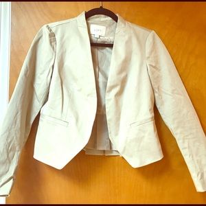 ✨FLASH SALE ⚡️✨ Loft Cream Cropped Blazer