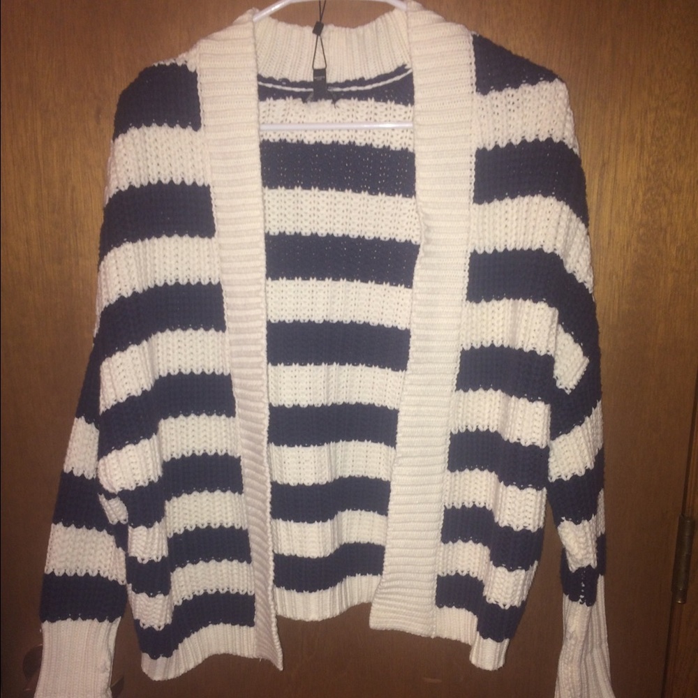 Express cardigan