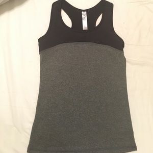 Lululemon workout tank