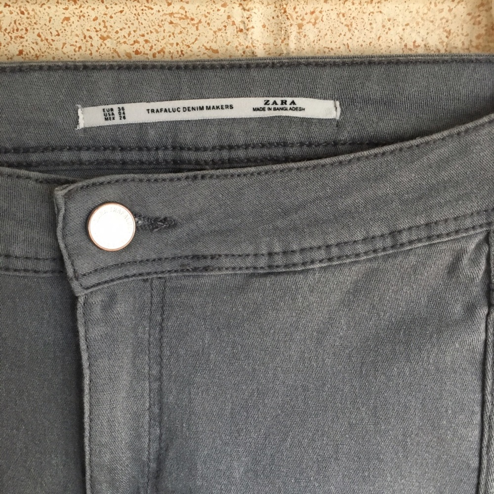 Gray Trafaluc Jeans by Zara