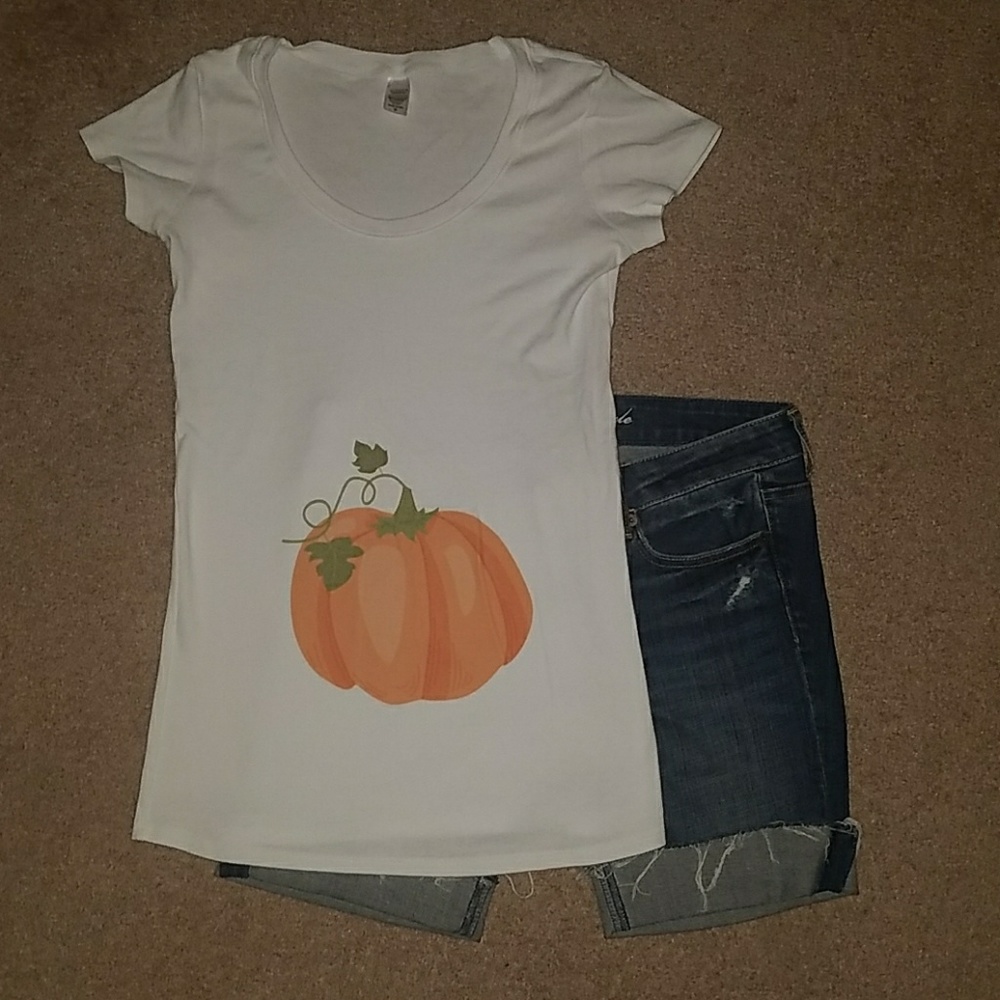 Maternity pumpkin shirt
