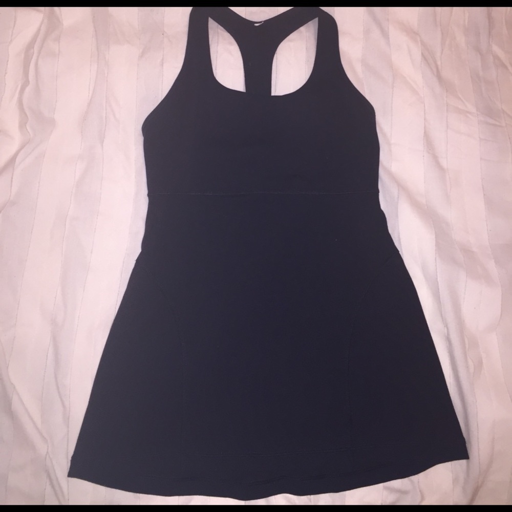 Black Lululemon Cool Racerback Tank - Size 8