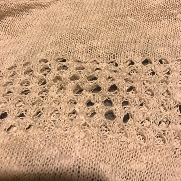 Crop top over size sweater - Picture 3 of 3