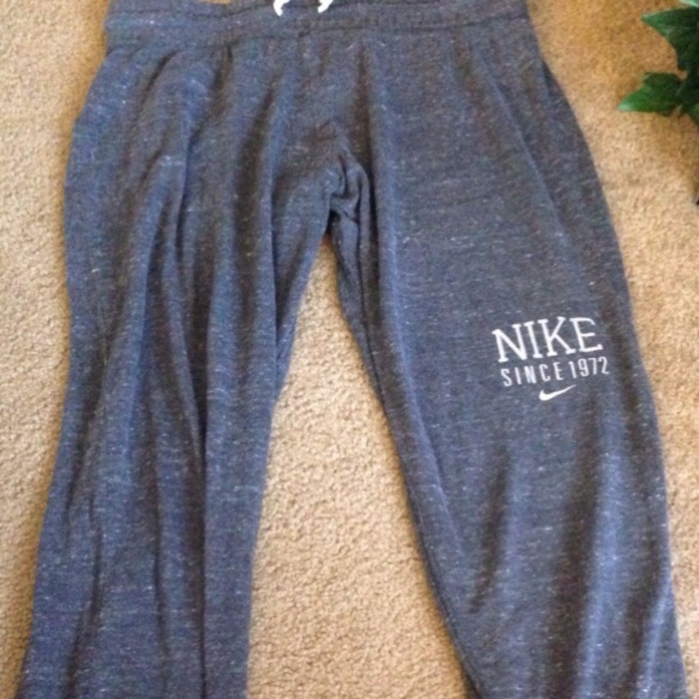 Nike Capri joggers