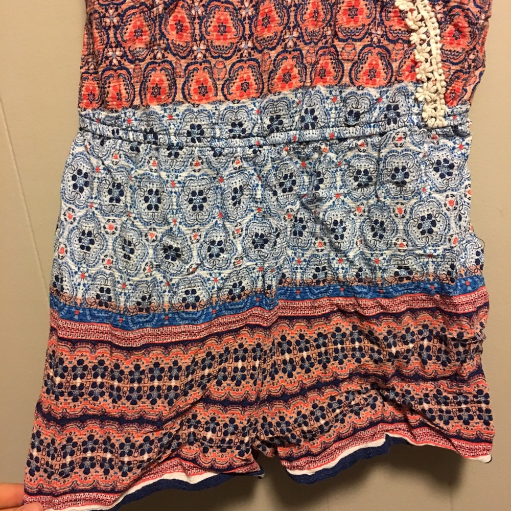 Romper - Picture 3 of 4