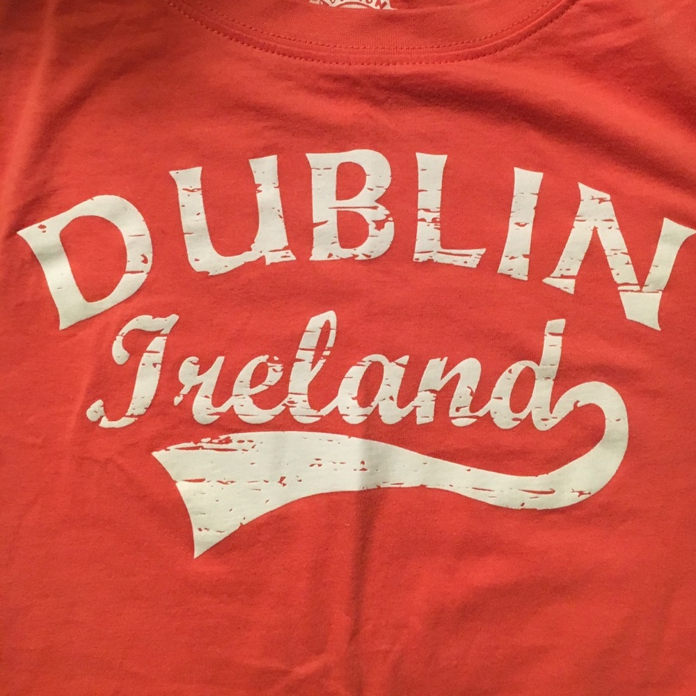 Classic fitted coral orange t-shirt