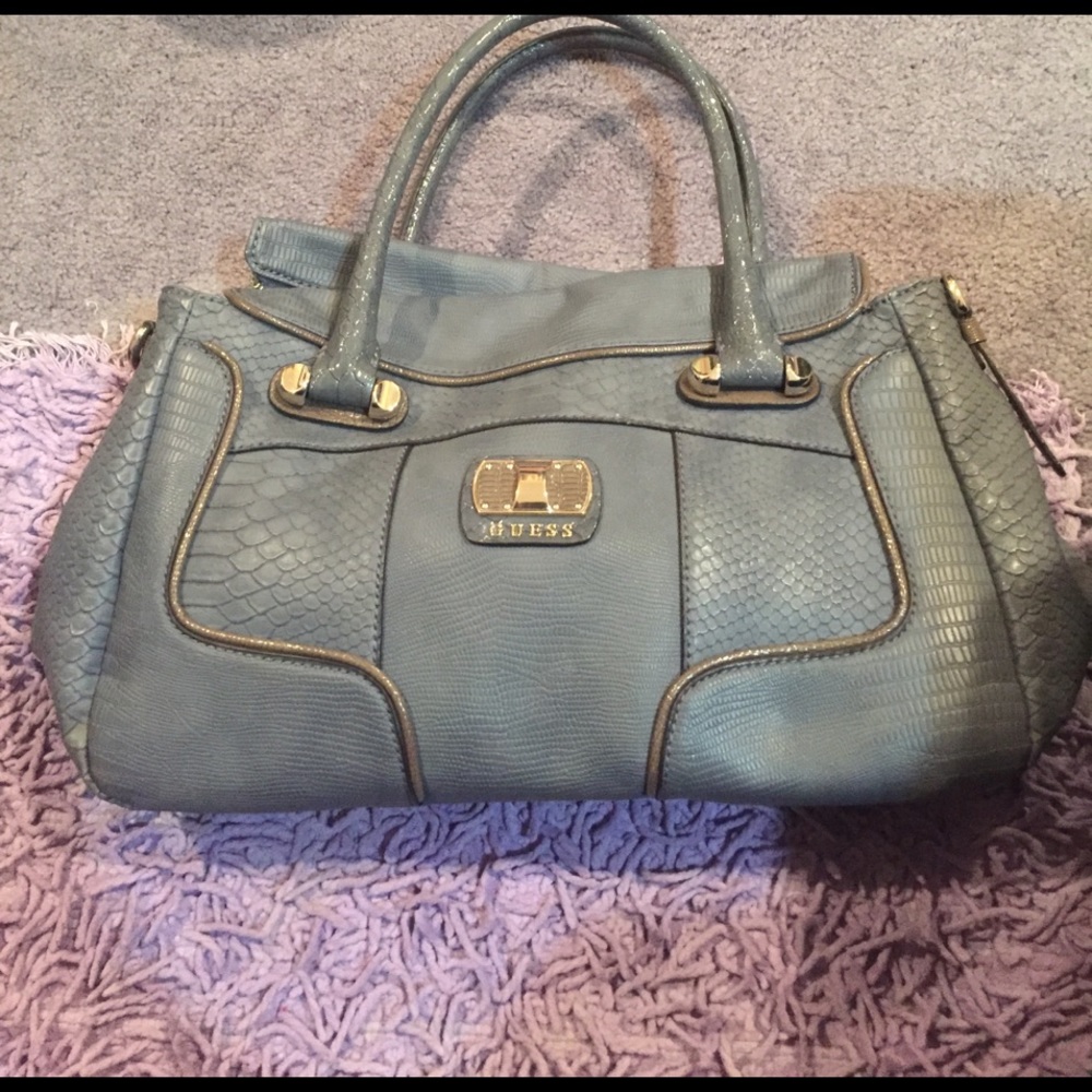 Guess purse