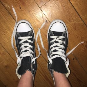 Women's black converse