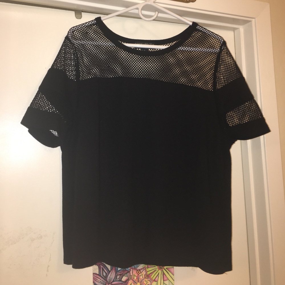 Black tee