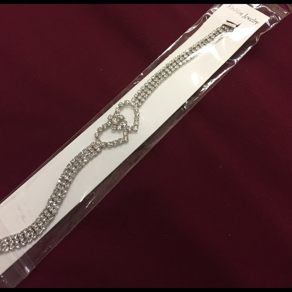 Bracelets - Picture 3 of 6