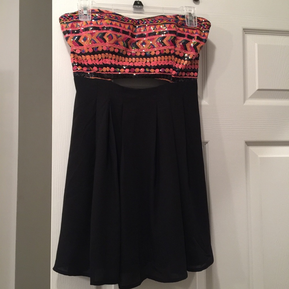 🎉TONIGHT ONLY🎉 Forever 21 Black/Sequin Minidress