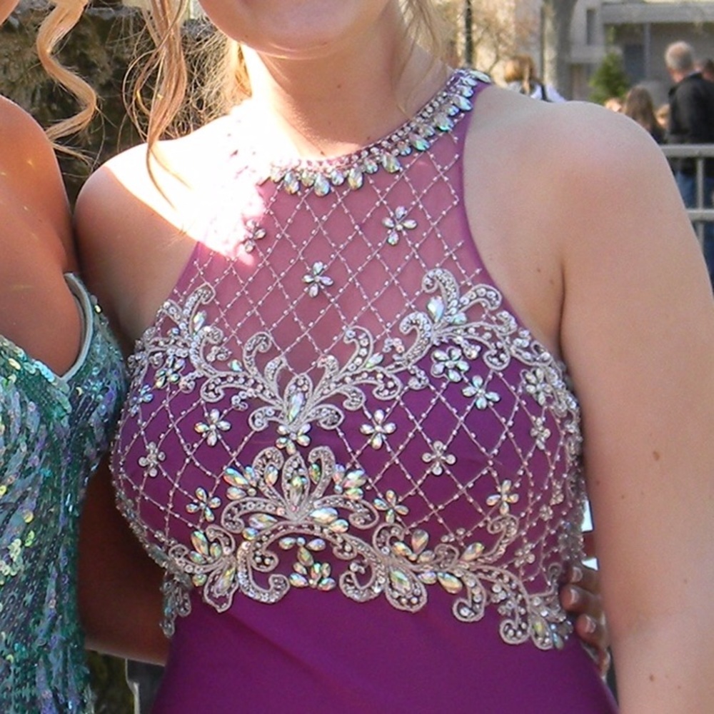 Prom dress - Picture 2 of 3