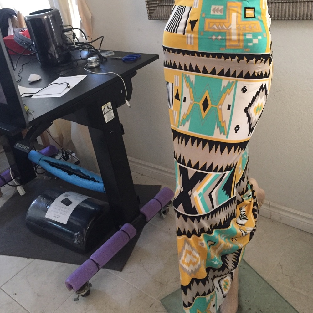 Women printed African motif maxi skirts long new - Picture 2 of 3