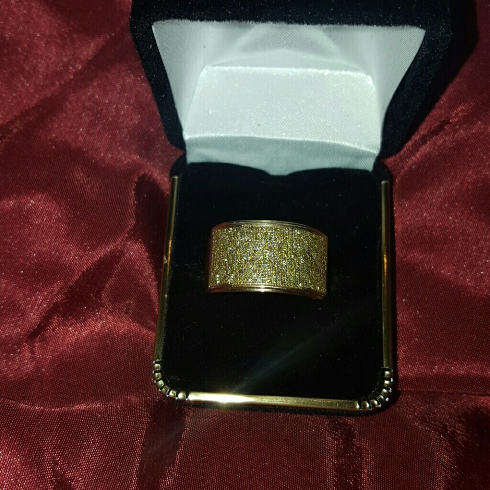 24k pinky ring